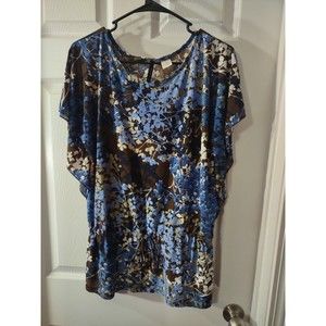 New Directions Top Size M Multicolor Short Sleeve Front Waist Tie